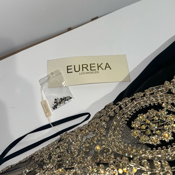 3. Eureka Fashion - Gilt Adorned Strapless Trumpet Evening Gown - Picture 5 of 7
